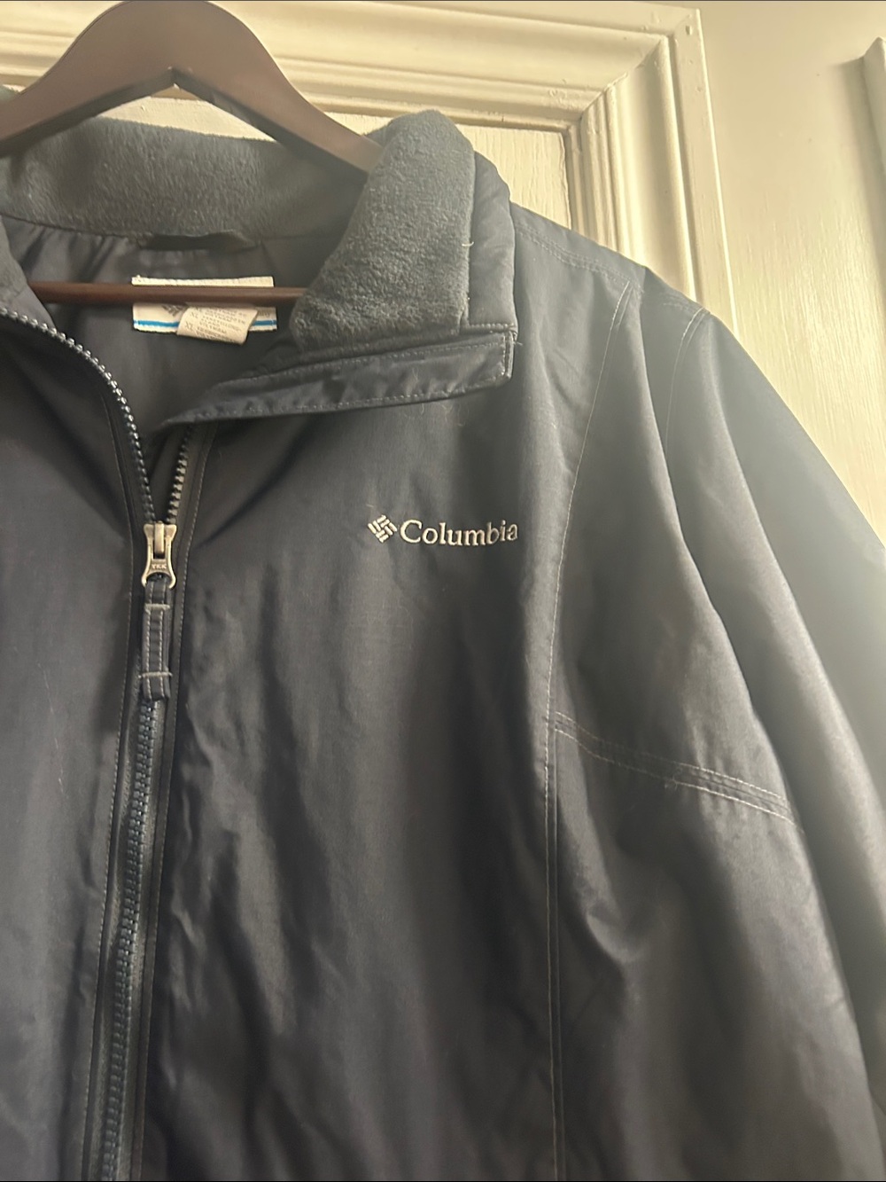 Columbia Women's Many Paths Jacket - Navy Blue - Picture 6 of 7